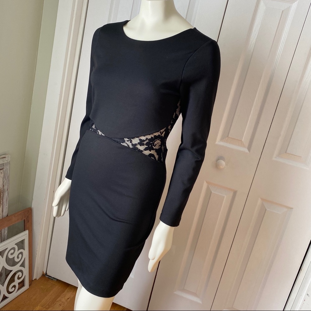 🥀 Black Long Sleeve Floral Lace Cutout Midi Dress